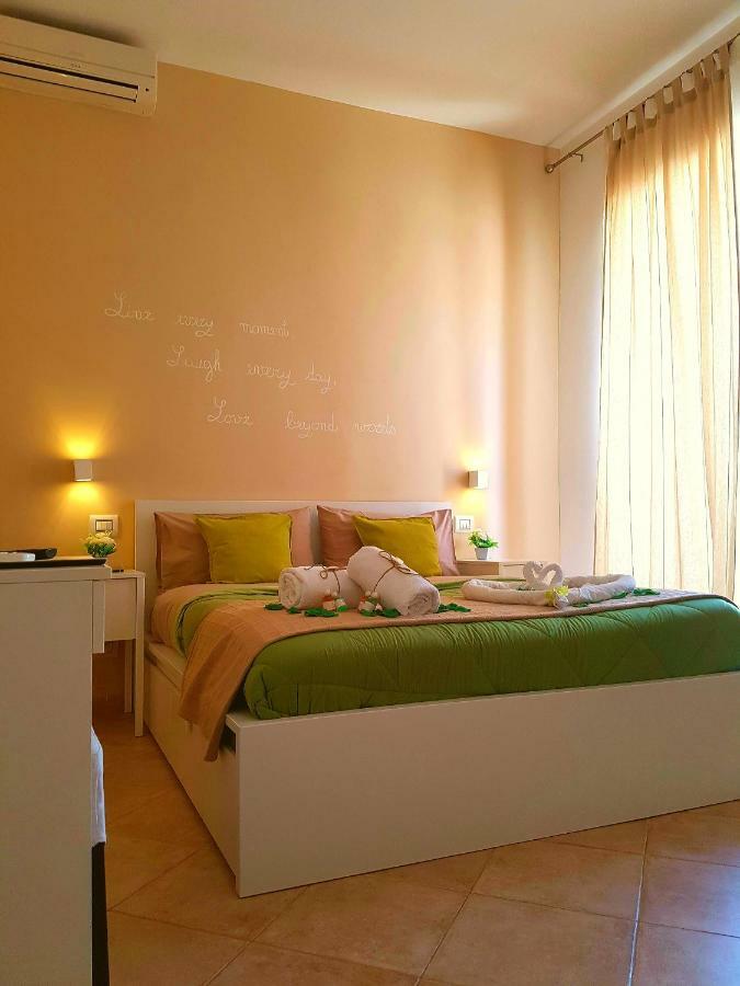 Antica Trani Villa Bagian luar foto